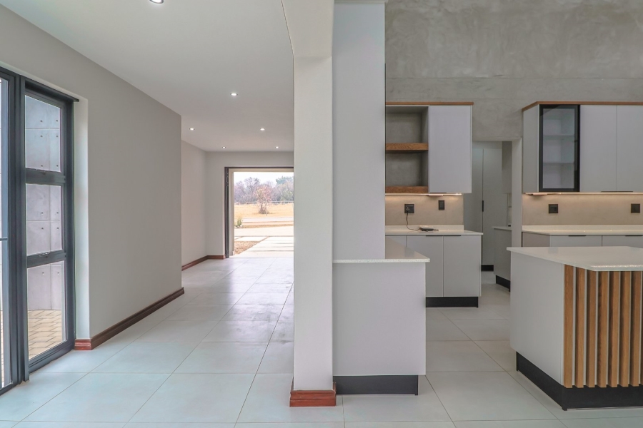4 Bedroom Property for Sale in Landsmeer Residential Estate North West